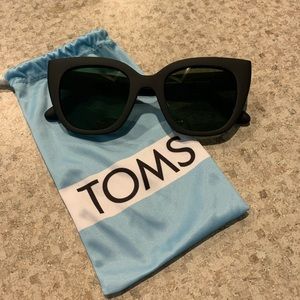 BRAND NEW Toms Sydney Sunglasses